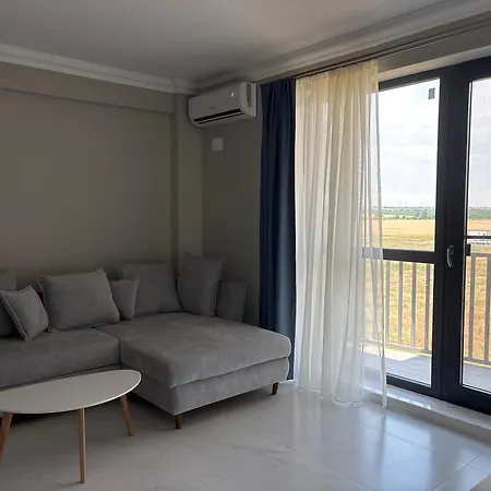 Luxury 2 In Tomis - *
